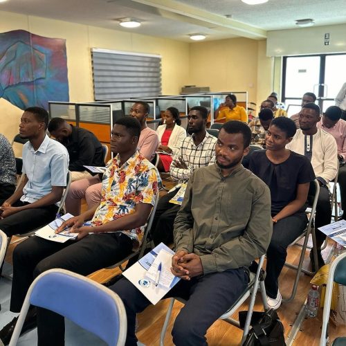 We-extend-our-gratitude-to-all-the-teachers-who-participated-in-the-science-workshop-this-morning-with-us-at-e-Ananse.The-objective-of-this-workshop-was-to-help-teachers-understand-the-science-curriculum-and-pro-6